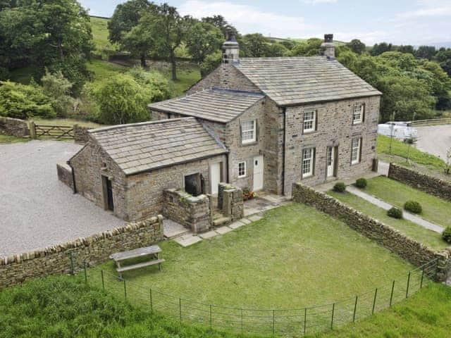 Delightful farmhouse property | Yellison - Broughton Hall Estate, Broughton, near Skipton