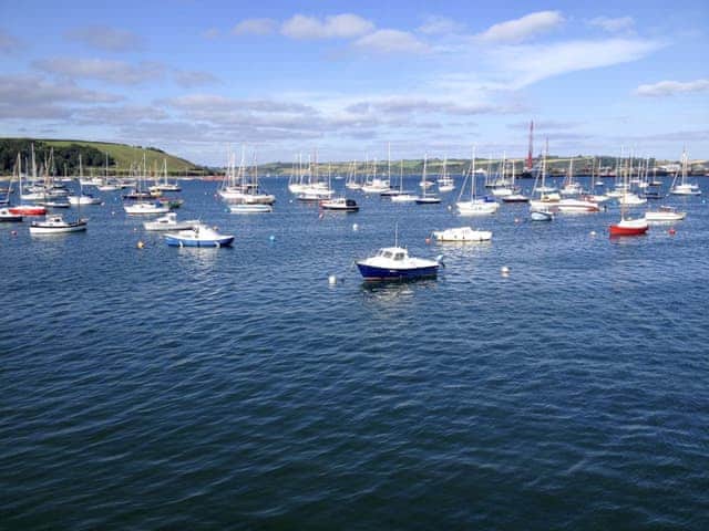 Surrounding area | Roland Cottage, Falmouth