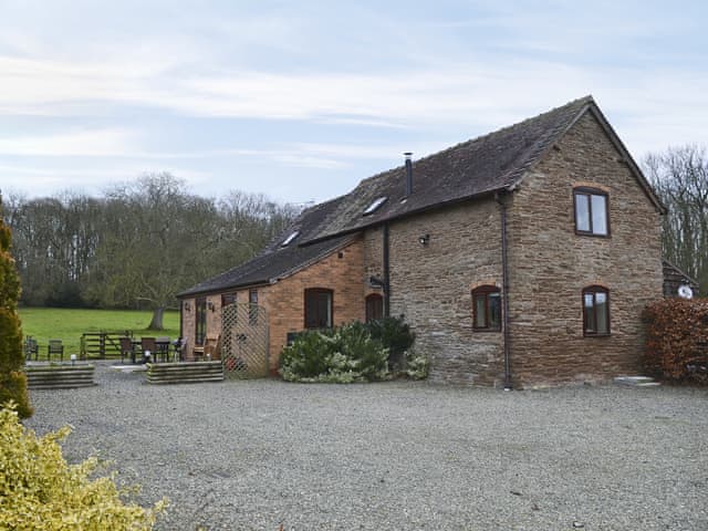 Wonderful holiday barn | Howards End, Middleton-on-the-Hill, near Leominster