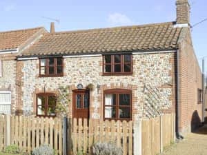 Stunning semi-detached cottage | Heathcote, Hickling