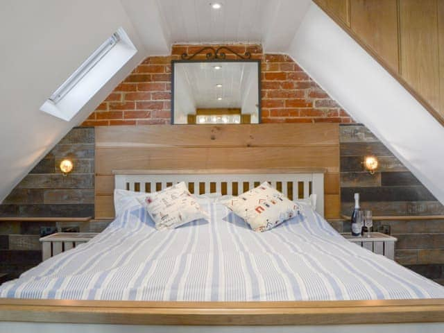 Comfortable double bedroom | The Shieling, Freshwater, near Yarmouth 