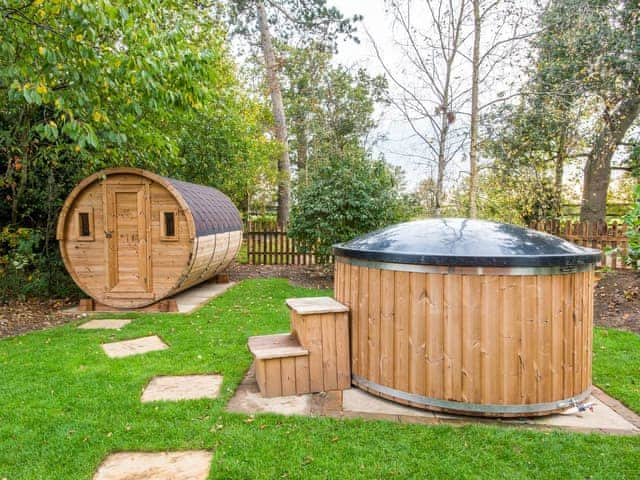 Private hot tub and sauna | Cowslip Cottage - Swardeston Cottages, Swardeston, near Mulbarton