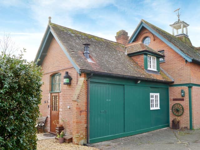 Delightful holiday home | The Shieling, Freshwater, near Yarmouth 