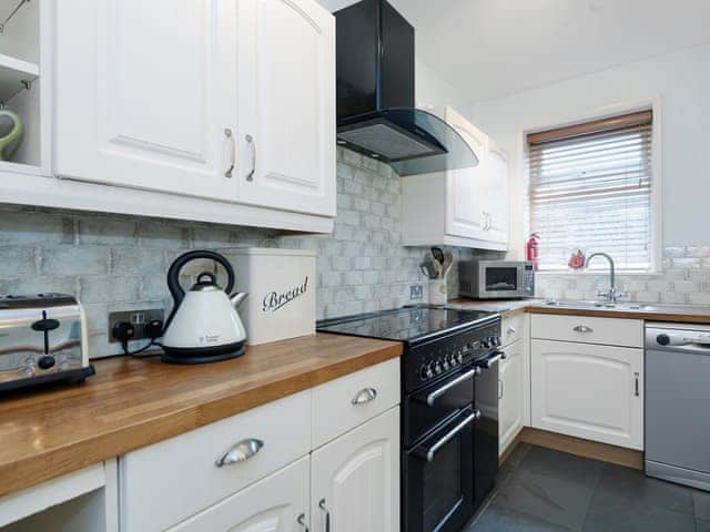 Immaculately presented kitchen area | Horseshoes House, Saham Toney, near Thetford