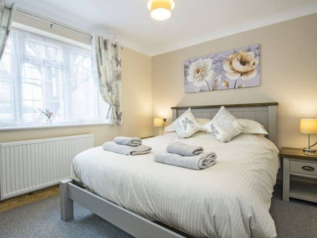 Elegant double bedroom | Bailey&rsquo;s Retreat, Bardney, near Lincoln