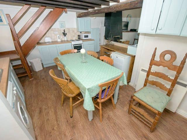 Charming dining area | Buttercup Cottage - Blakeney Quayside Cottages, Blakeney, near Holt