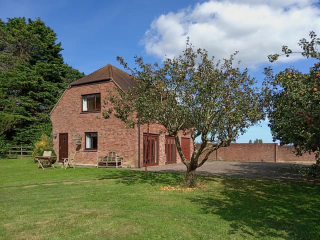 Exterior | Greenwood Cottage, Brading, near Sandown