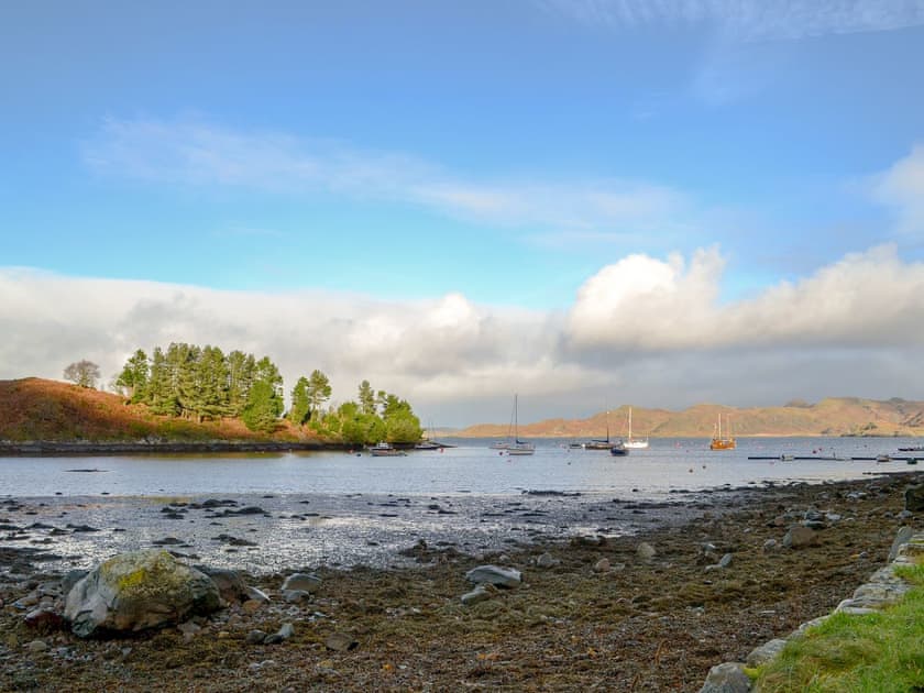 Anchor Cottage Ref Skkc In Crinan Harbour Lochgilphead Argyll