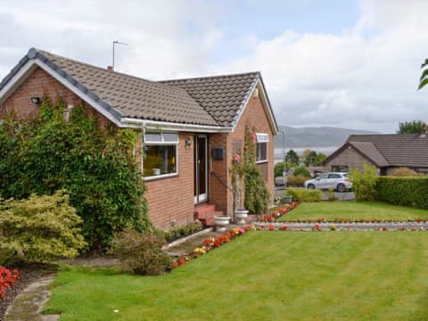 Detached bungalow with great views | Glencairn, Langbank, near Port Glasgow