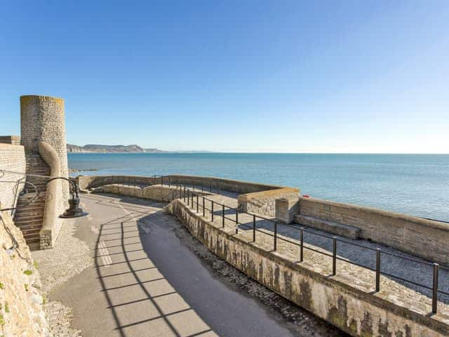 Lyme Regis promenade