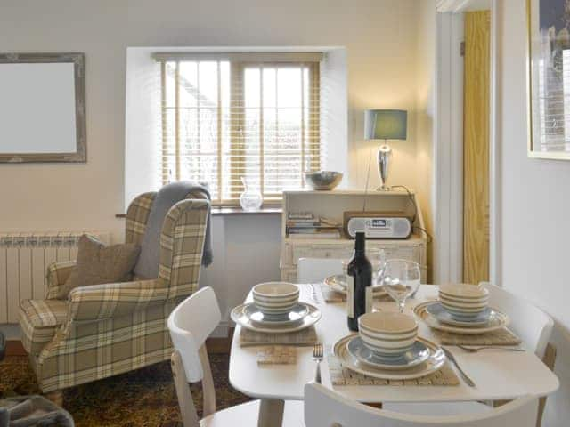 Convenient dining area | The Old Sawmill @ Sunnyside, Trevelmond, near Liskeard