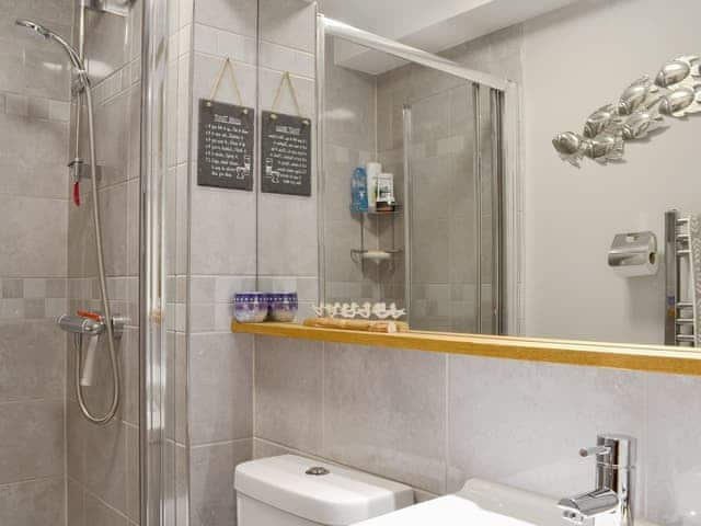 Well presented shower room | Little Nook, Ambleside