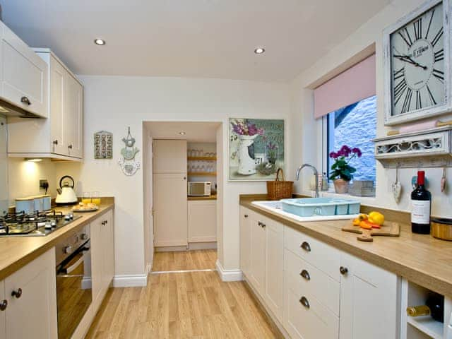 Kitchen | Kerensa, Looe