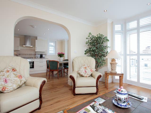 Welcoming living area | The Avoncliffe, Bournemouth