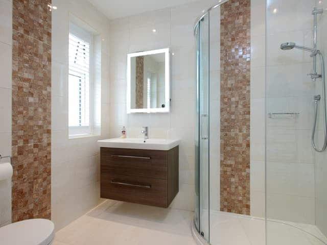 En-suite | The Avoncliffe, Bournemouth