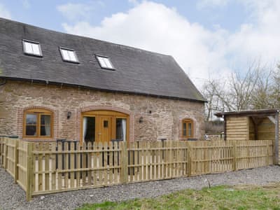 Lovingly converted holiday home | No. 1 Ash Cottage - Six Ash Cottages, Six Ashes, near Bridgnorth