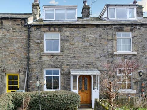 Traditional stone-built holiday property in North Yorkshire | View Cottage, Settle