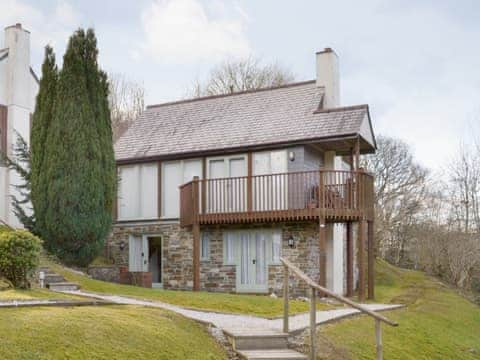 Lovely lodge-style detached holiday home | Eagles Nest, St Mellion, near Saltash