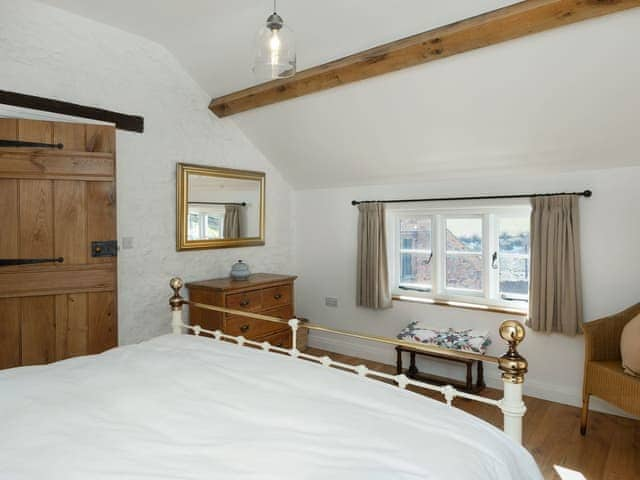 Elegant double bedroom | The Mill House, Aisholt, near Bridgwater