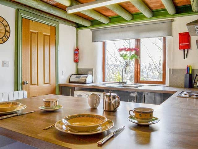 Wonderful wooden worktops in the well-fitted kitchen | Lucy&rsquo;s Lodge - Doddick Farm Cottages, Threlkeld, near Keswick