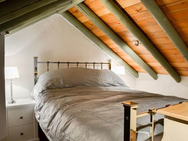 Delightful mezzanine area with double bed | Lucy&rsquo;s Lodge - Doddick Farm Cottages, Threlkeld, near Keswick