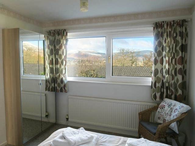 Double bedroom with wonderful views | Peel Wyke, Keswick