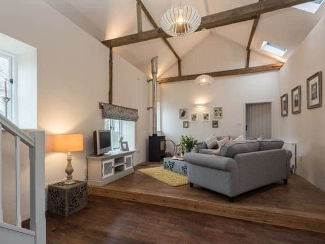 Fresh, roomy, contemporary living space | Heron Barn, Lamas, near Buxton