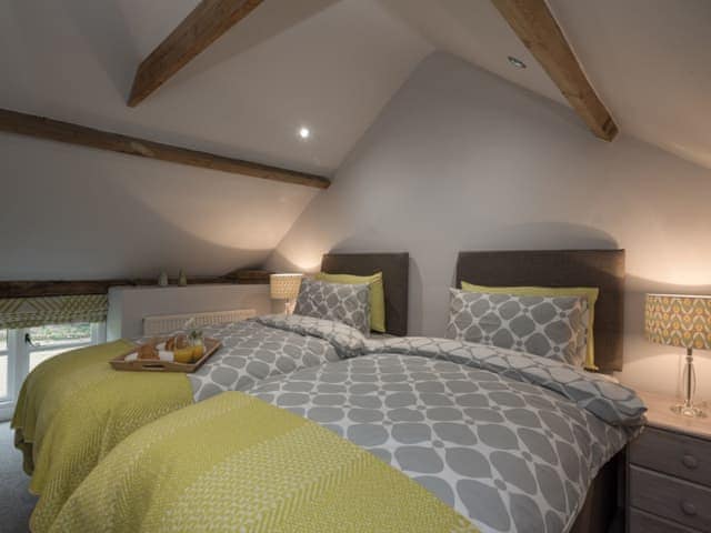 Twin bedroom | Heron Barn, Lamas, near Buxton