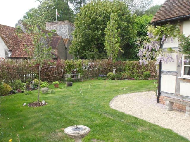 View of the owners garden  | The Cart Shed, Turville, near Henley-on-Thames