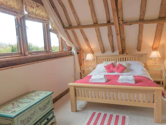 Relaxing double bedroom | Henry&rsquo;s Barn - Old Hall Farm Cottages, Walpole, near Halesworth