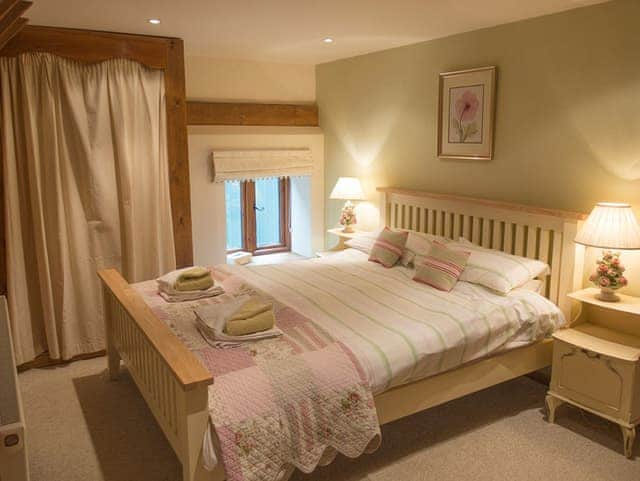 Relaxing double bedroom | Old Corn Mill - Old Hall Farm Cottages, Walpole, near Halesworth