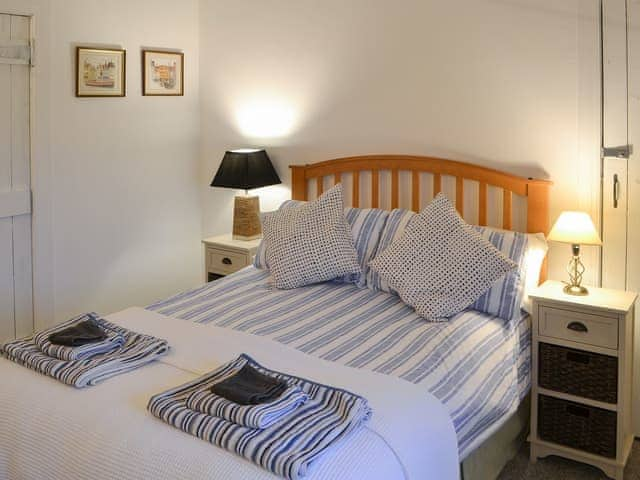 Comfortable double bedroom | Clutter Cottage, Druridge Bay