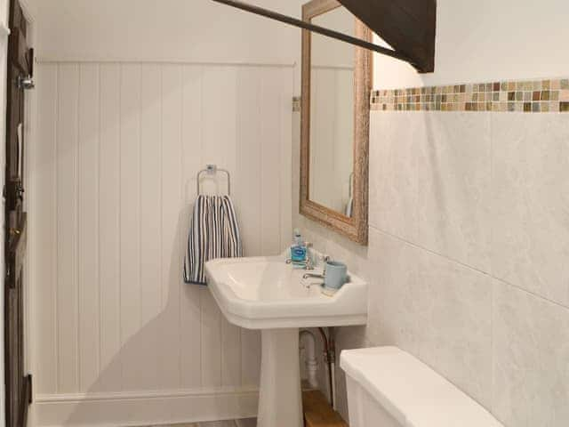 Family shower room | Clutter Cottage, Druridge Bay