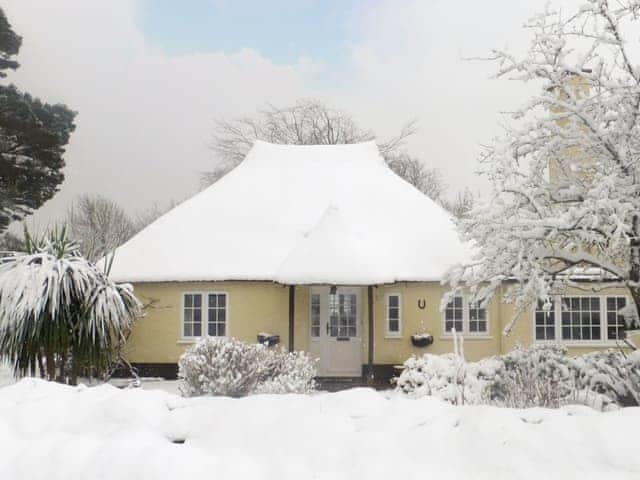 Also open for cosy winter holidays | Monks Thatch Cottage, Otterton