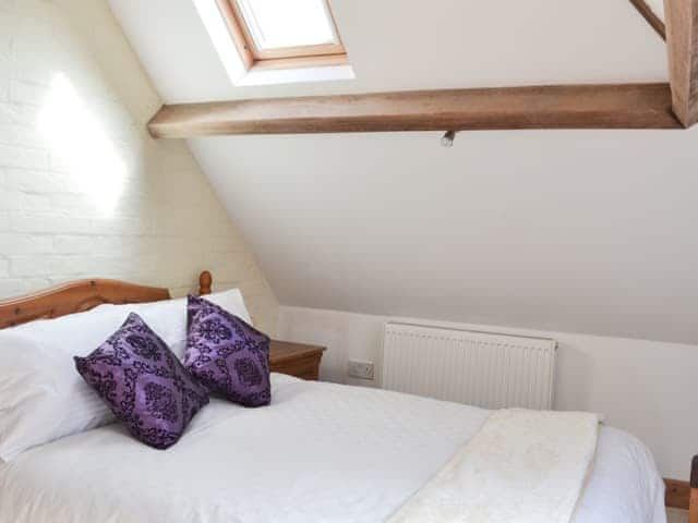 Double bedroom with Z-bed | Meadow Barn - Brook and Meadow Barns, Shobley, Ringwood