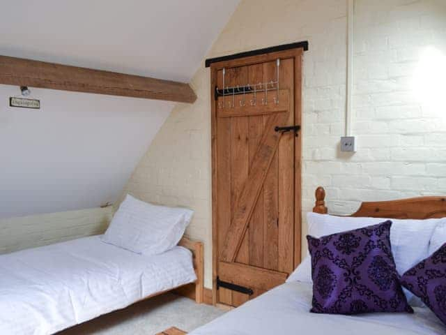 Double bedroom with Z-bed | Meadow Barn - Brook and Meadow Barns, Shobley, Ringwood