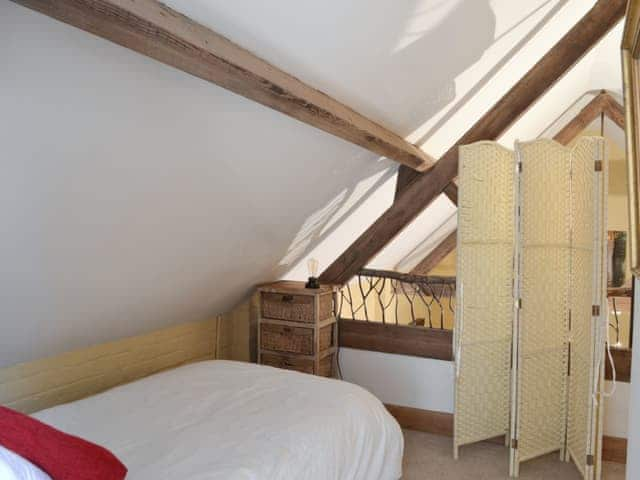 Single bedroom | Meadow Barn - Brook and Meadow Barns, Shobley, Ringwood