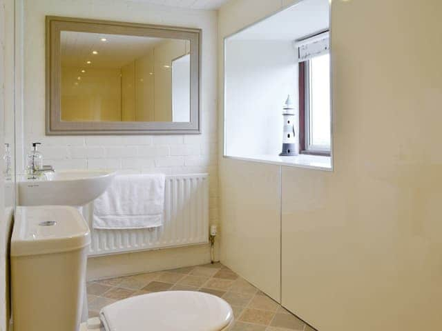 Family bathroom | The Old Granary, Holy Island, near Berwick-upon-Tweed