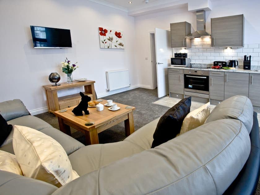 Open plan living space | 3 Austen&rsquo;s Apartments - Austen&rsquo;s Apartments, Torquay