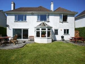 Detached holiday home with enclosed garden | Heatherstone, Illogan, near Redruth