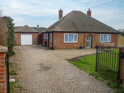 Traditional seaside bungalow | Sea La Vie, Mundesley, near North Walsham