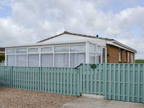 Lovely seaside bungalow | Seagrass, Anderby Creek, near Skegness