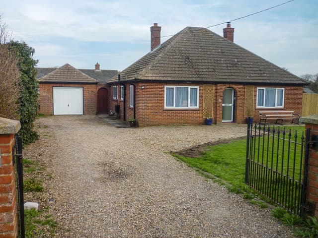 Traditional seaside bungalow | Sea La Vie, Mundesley, near North Walsham