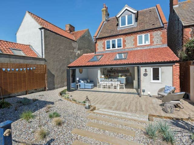 Lovingly renovated holiday home | Ascot Villa, Sheringham