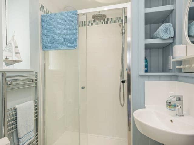 Well presented shower room | Ascot Villa, Sheringham