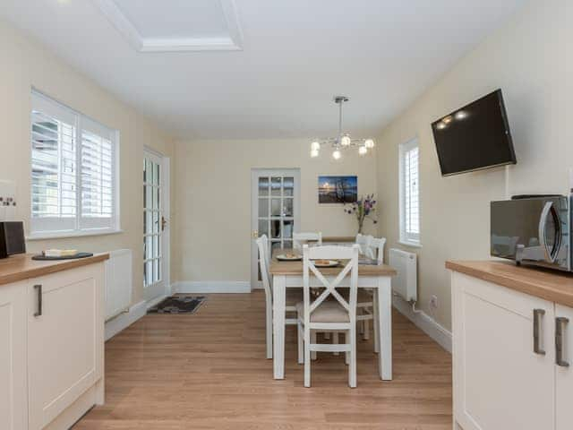 Kitchen and dining area | The Coach House, Wootton, near Ryde