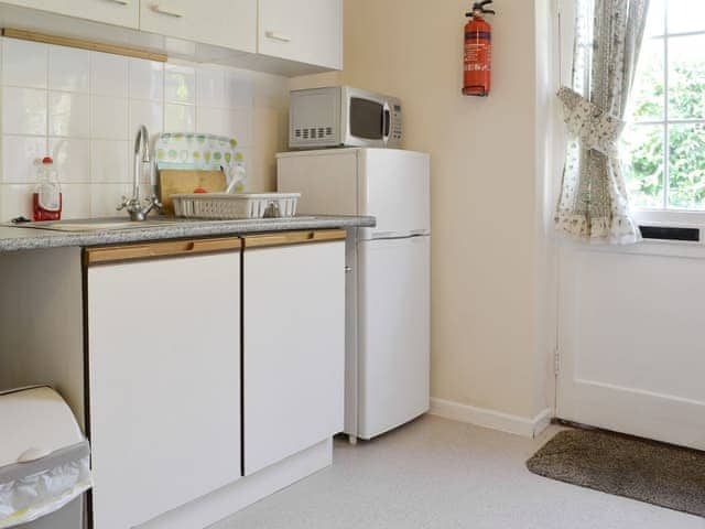 Compact kitchen area | Rose Cottage - Scarning Dale Cottages, Scarning, near Dereham