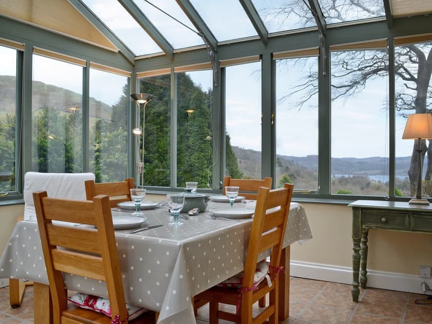 Light and airy conservatory with breathtaking views | Fellmere, Ambleside