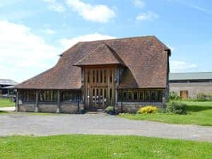 Delightful detached barn conversion | Romden Barn, Smarden, near Ashford
