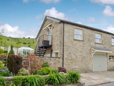 Wonderful holiday property | Alphin Apartment, Mossley